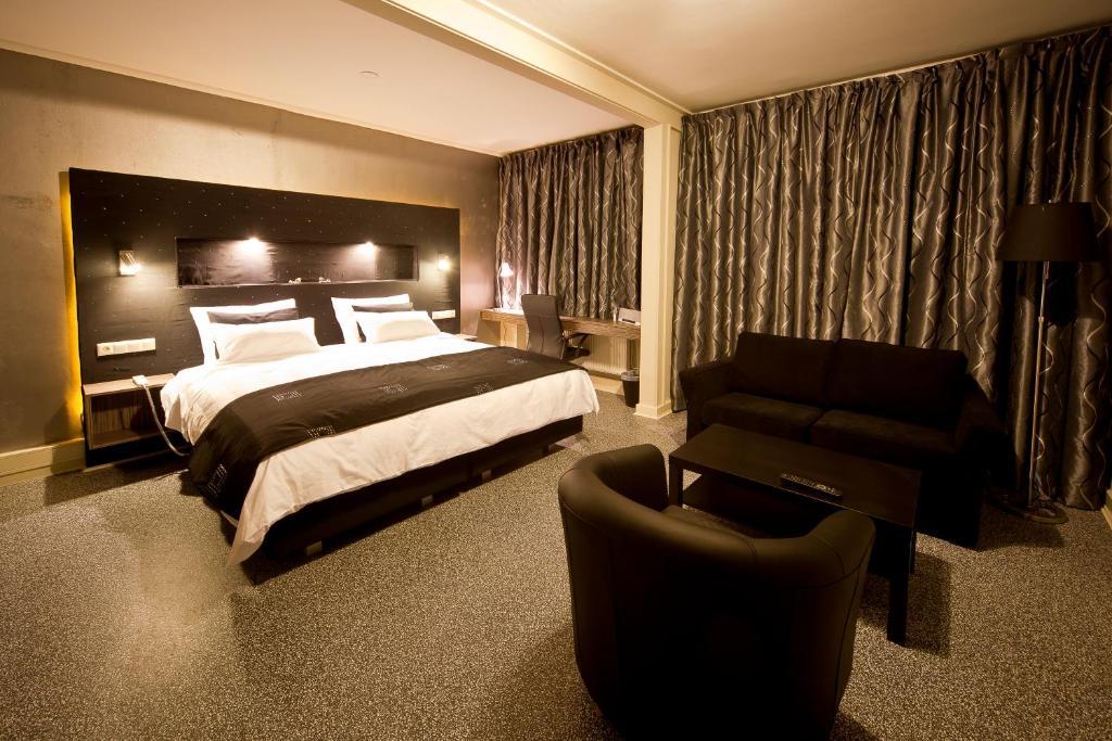 Raadhuis Dinther Suites Heeswijk-Dinther Pokój zdjęcie
